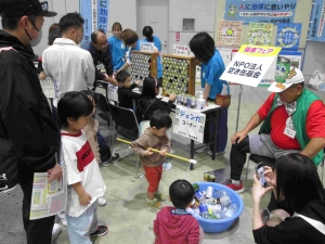 ○３健康フェア（缶抜き・缶抜き）.JPG